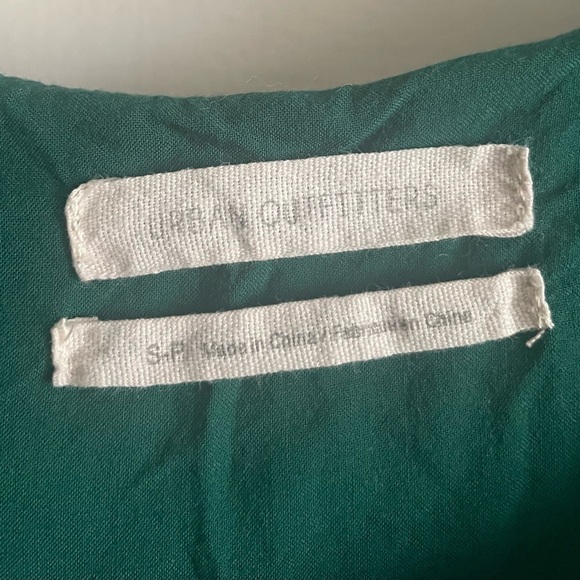 Urban Outfitters Emerald Green Floral Dress. Pre-Owned. - Picture 10 of 12